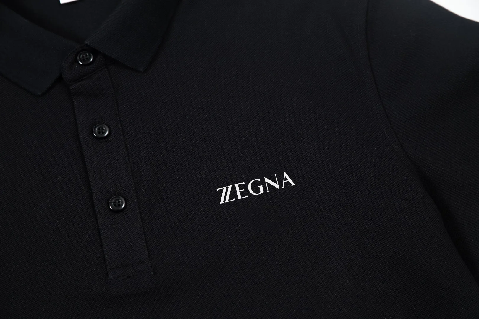 ZENGA Classic LOGO Polo ， Retro Same Style Versatile : White Black Size：M-3XL